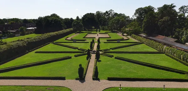 HALLO Magazine Online / Foto's t.b.g. door Kasteel Aldenghoor