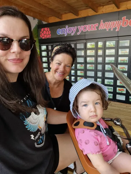 Hallo Magazine online / OVER DE GRENS: Gwen van ‘Kitty van Crane Sjeng’ vertrok als au-pair naar Australië  maar bleef er voorgoed