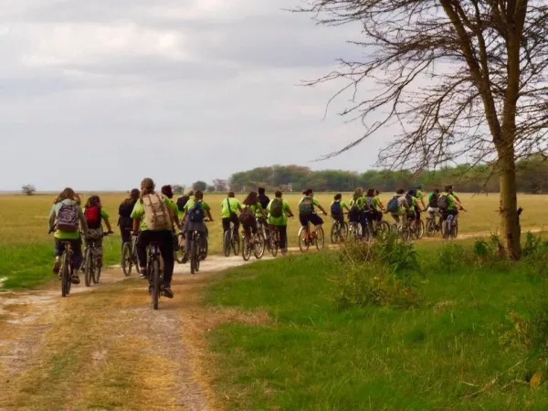 Leerlingen van Sint Ursula trokken door Tanzania. Werken aan wereldburgerschap in ‘the land of peace’ HALLO Online.nl