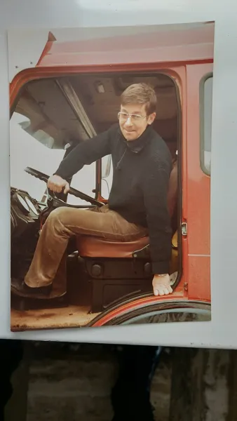 HALLO Magazine Online