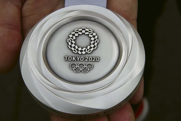 Handboogschutter Steve Wijler van ‘Ons Genoegen’ uit Roggel wint zilver op Olympische Spelen in Tokio HALLO Magazine Online.nl