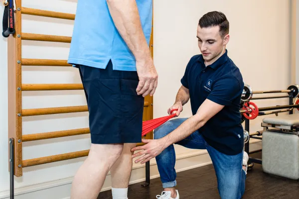 Hallo Magazine online / FysioHaelen krijgt met Niels Dullens een nieuwe eigenaar en breidt uit met  ‘Osteopathie Dullens’