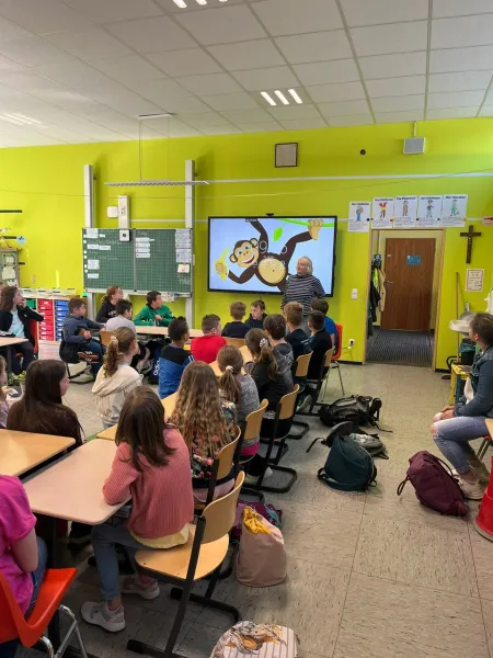 “Het project ‘Duits op  basisscholen’ is een succes” Basisscholen in Horn, Thorn, Ittervoort en Hunsel nemen deel aan het project