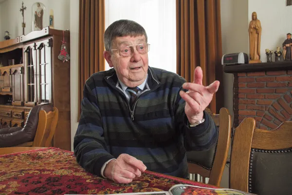 HALLO Magazine Online