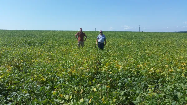 HALLO Magazine Online.nl Foto: fam: Breukers   Slowakeije Ley en Chris Breukers