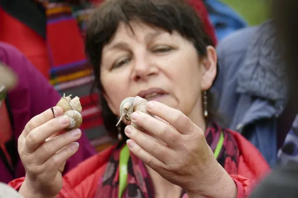 IVN verbindt mens en natuur en laat jong en oud beleven hoe leuk, leerzaam, gezond én belangrijk natuur is