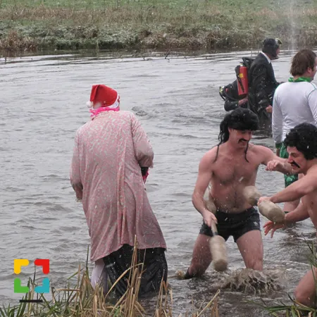 1 januari Nieuwjaarsduik in Grathem voor de echte ‘diehards’