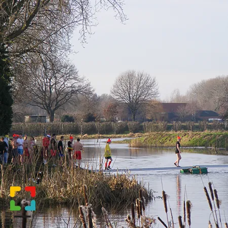 1 januari Nieuwjaarsduik in Grathem voor de echte ‘diehards’