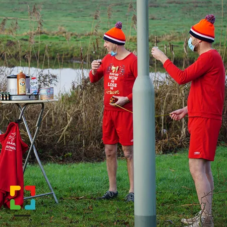 1 januari Nieuwjaarsduik in Grathem voor de echte ‘diehards’