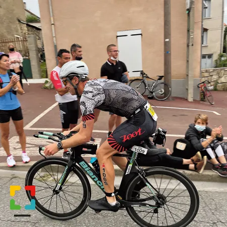 Hallo Magazine online / Ruud Bongers en Sandra Smeets uit Heythuysen namen deel aan de WK triatlon in Finland: “Ooit was ons doel finishen maar nu gaan we voor het podium”
