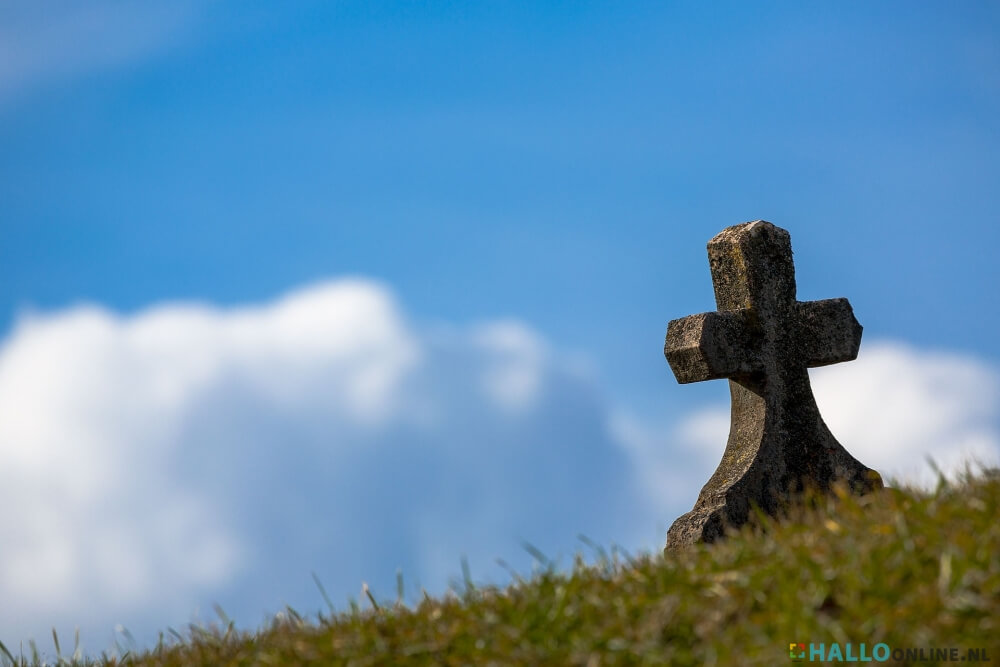 HALLO Historie: Overleeft het kerkhof? | HALLO Online