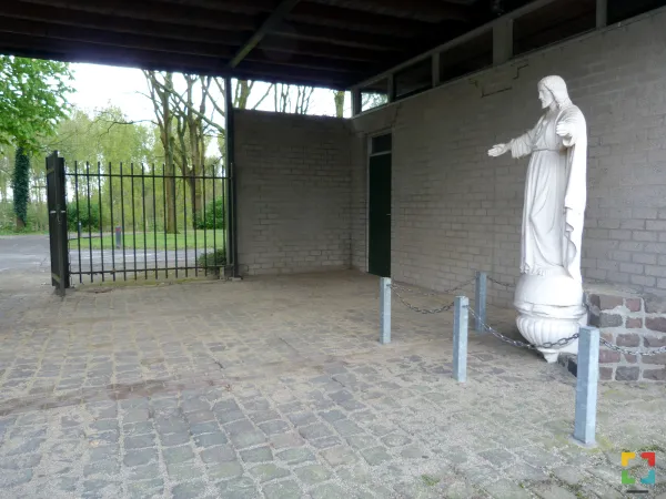 H.Hartbeeld bij Alg.Begraafplaats a.d. Haelerweg in Horn