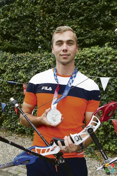 Handboogschutter Steve Wijler van ‘Ons Genoegen’ uit Roggel wint zilver op Olympische Spelen in Tokio HALLO Magazine Online.nl