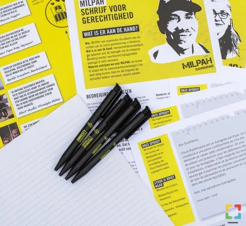 Amnesty Nederland organiseert op de Dag van de Mensenrechten, de inmiddels beroemde schrijfmarathon HALLO Online.nl